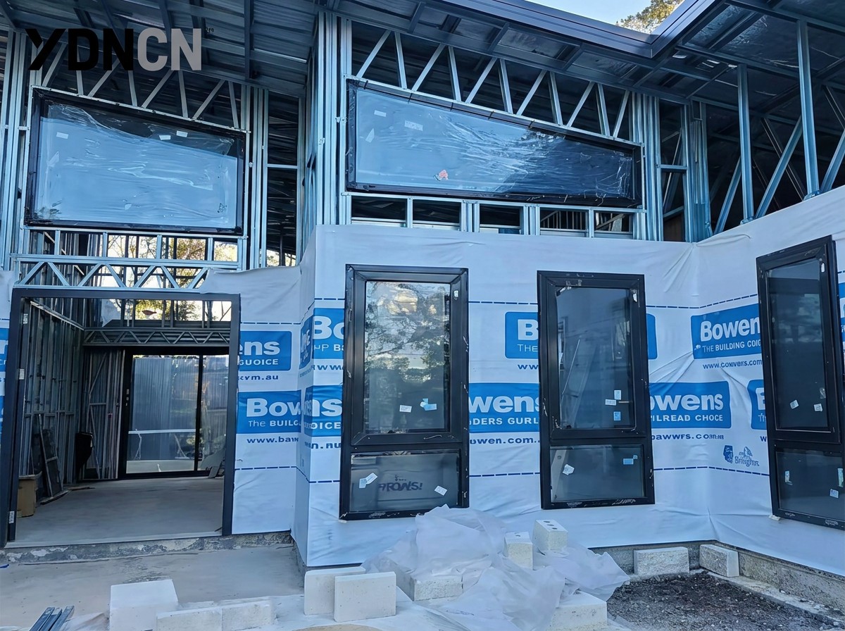 Modern Hurricane Impact Soundproof Energy Efficient Aluminum Alloy Gray Frame Thermal Break Exterior Casement Window Energy Star