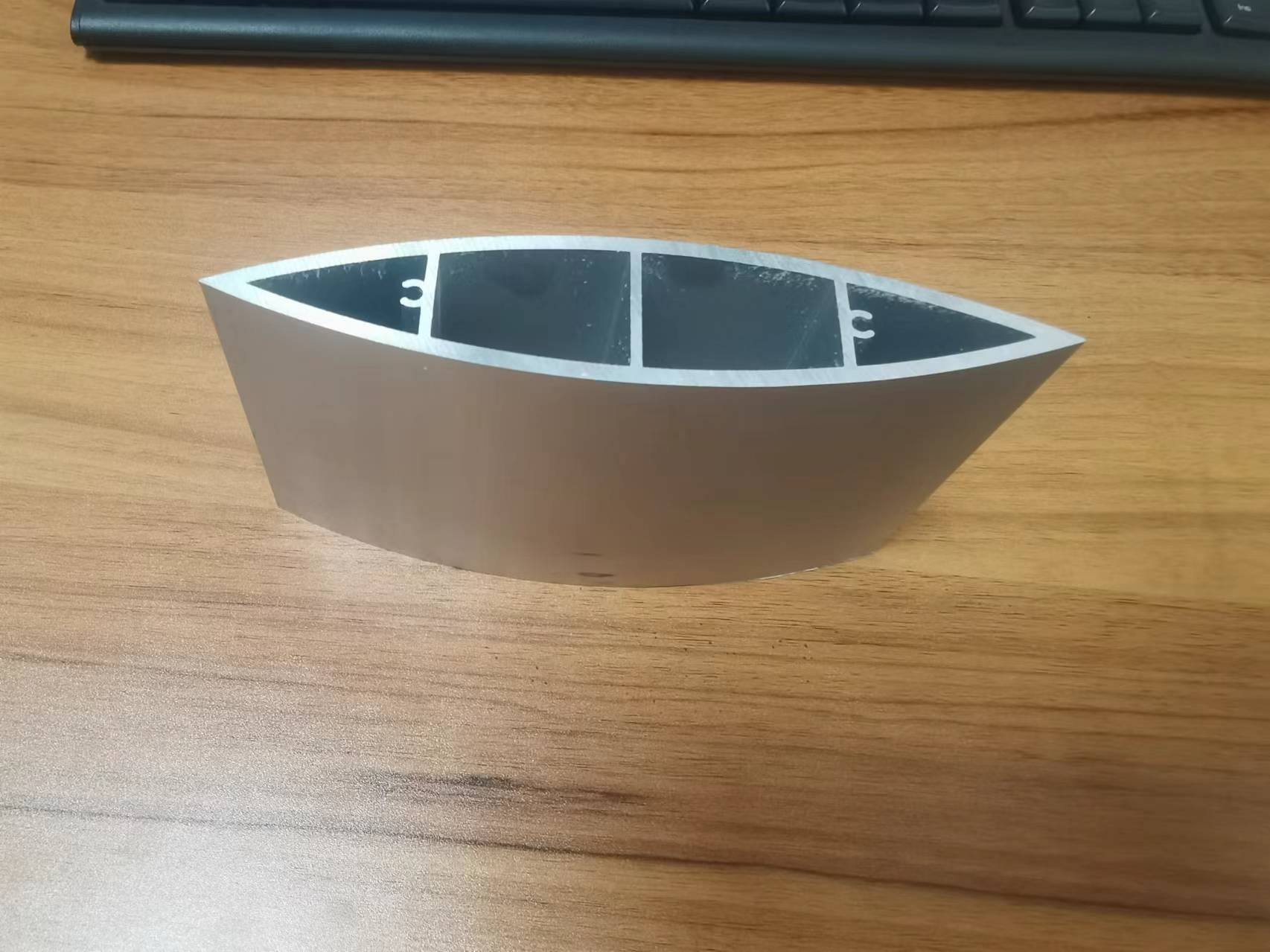 Motorized Aluminum Alloy Louvered Blade Adjustable Louver Jalousie Windows Outdoor Horizontal Modern