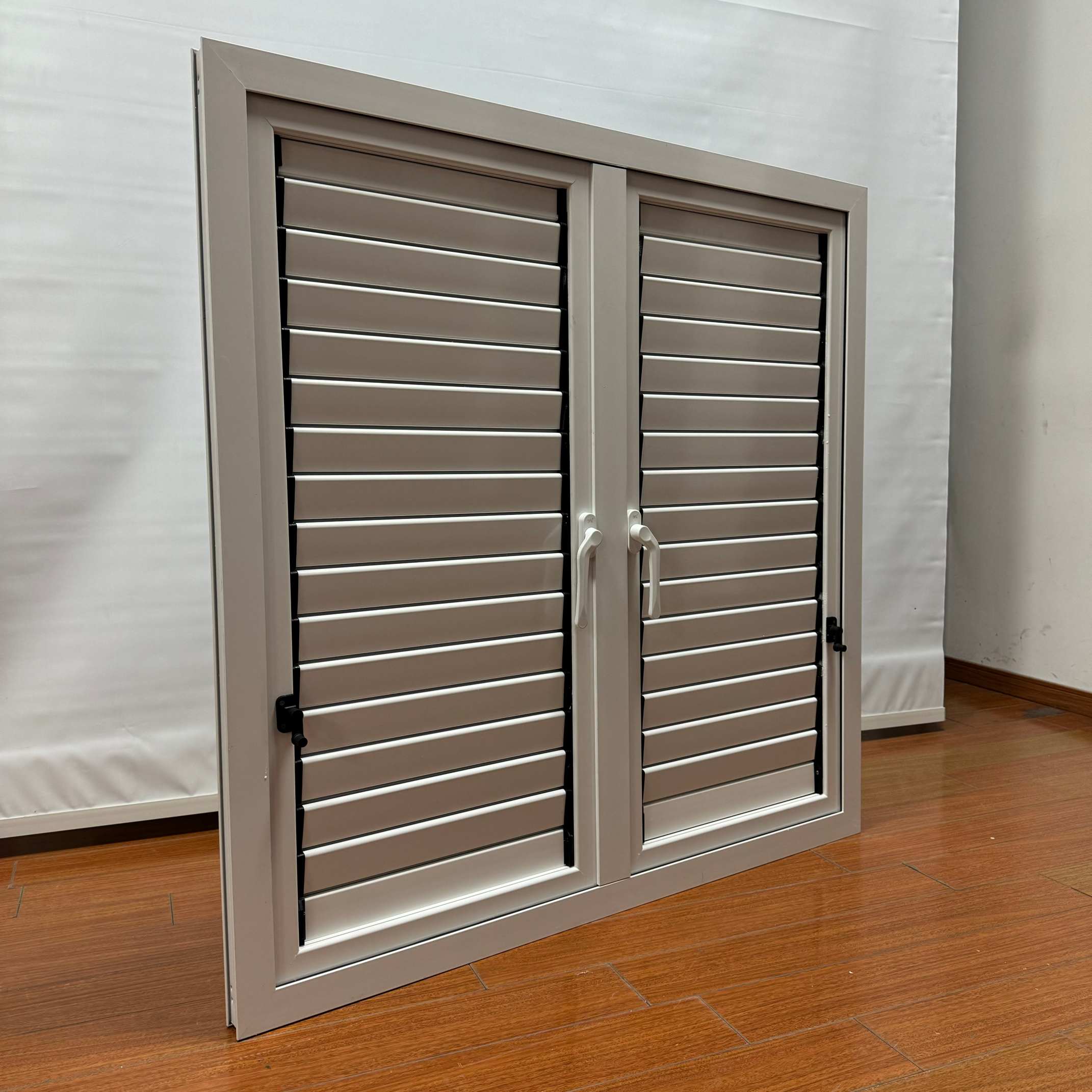 Aluminum Casement Window with Louvers - Adjustable Ventilation for Office Buildings