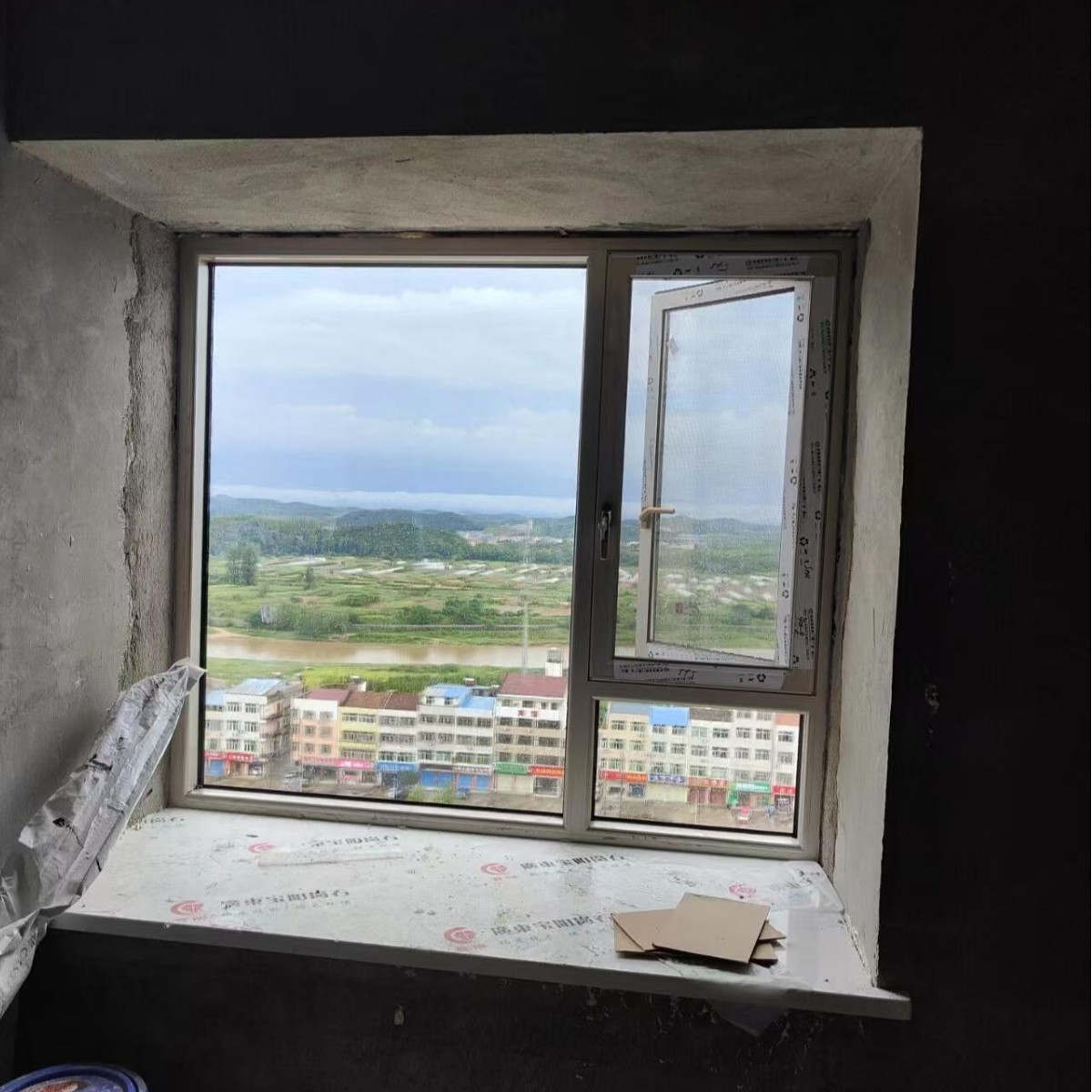 Window corner joint