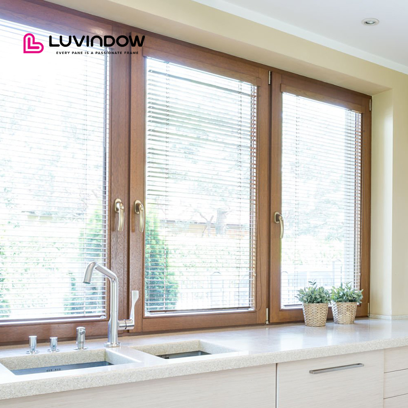 Climate Defense Wood House Windows Aluminum Clad Wood Casement Windows for Hill Country Estate