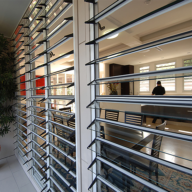 Louver Window Structure