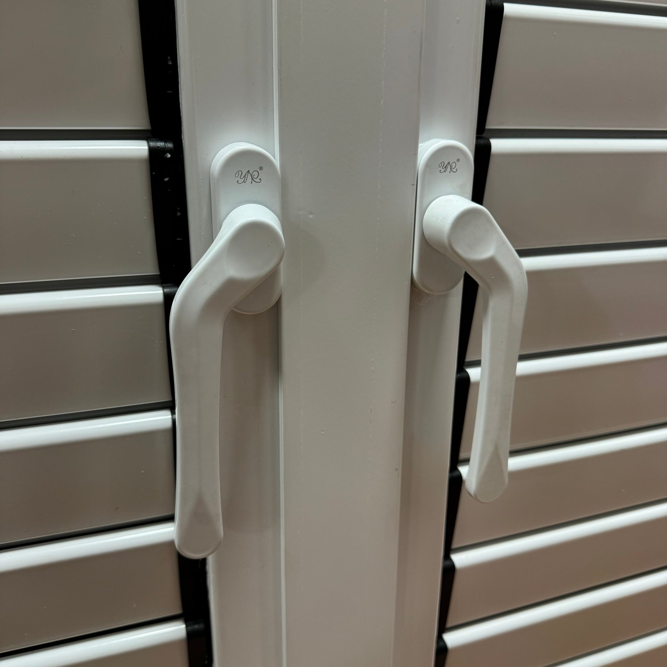 Aluminum Casement Window with Louvers - Adjustable Ventilation for Office Buildings