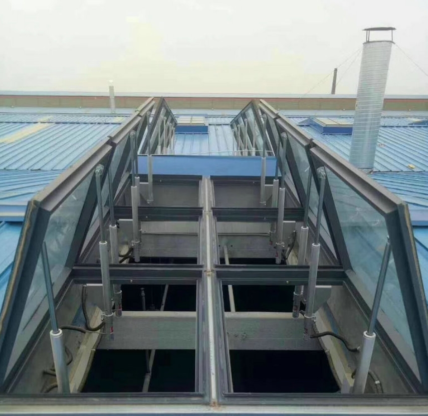Customized Aluminum Alloy Frame Tempered Glass Automatic Fire Rated Exhaust & Ventilation Electric Roof Skylight Windows
