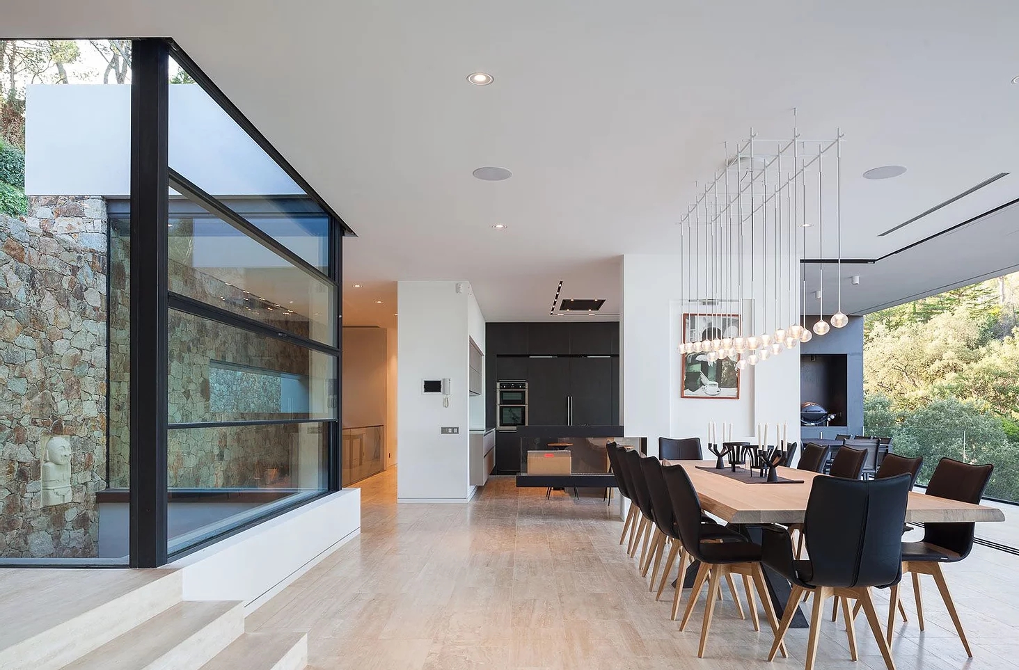 Hung-sash System Application